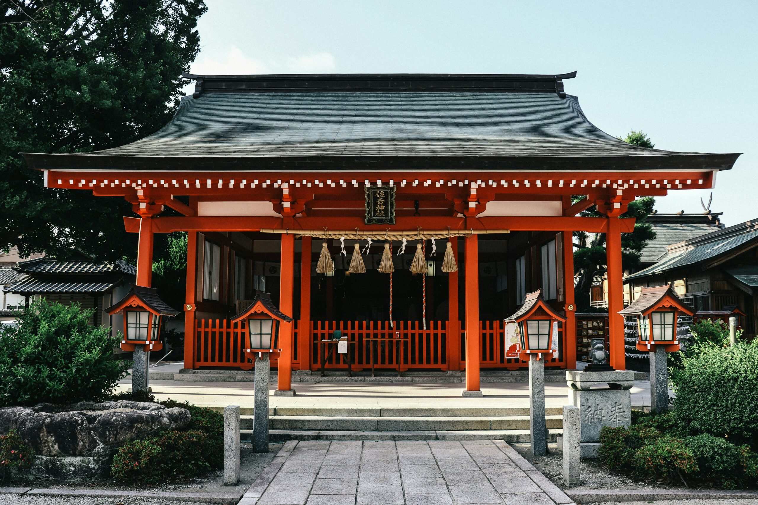 神社とお寺の違いを解説